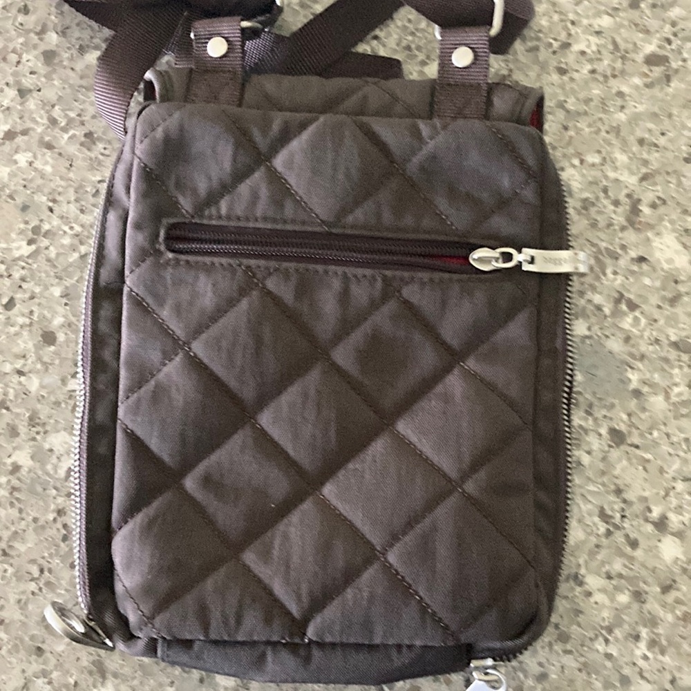 Baggallini Quilted Brown Crossbody Bag